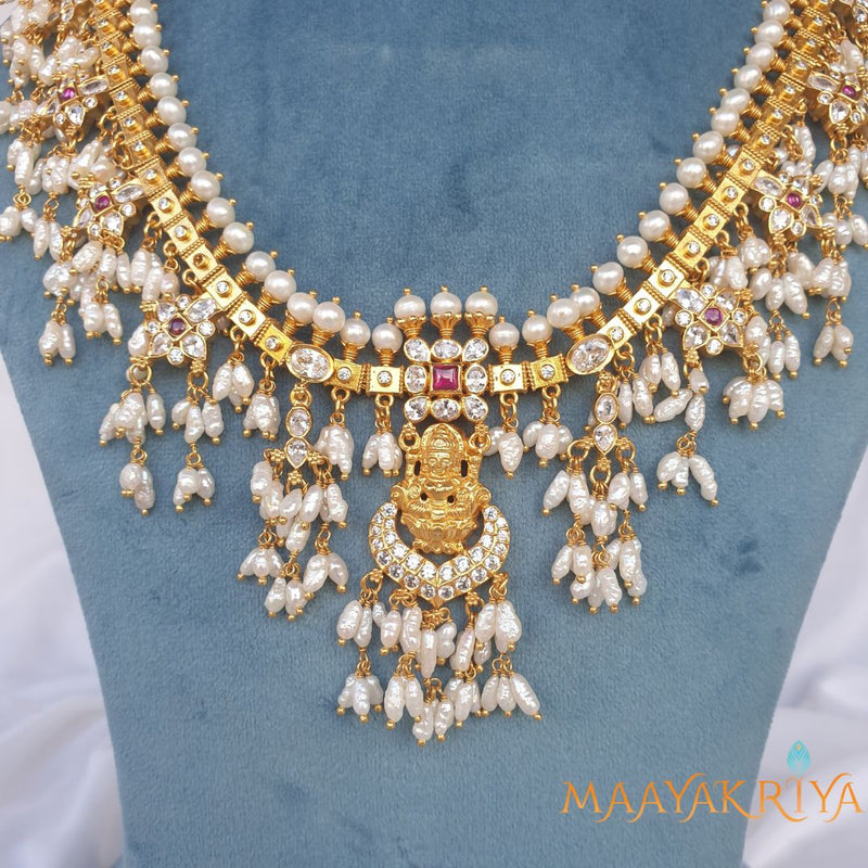 Pushpadharini Guttapusalu Necklace Set